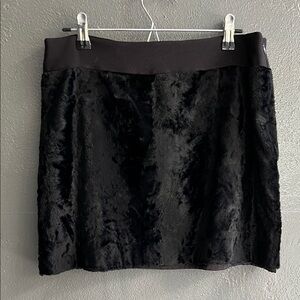Elegant Black Faux Fur Skirt